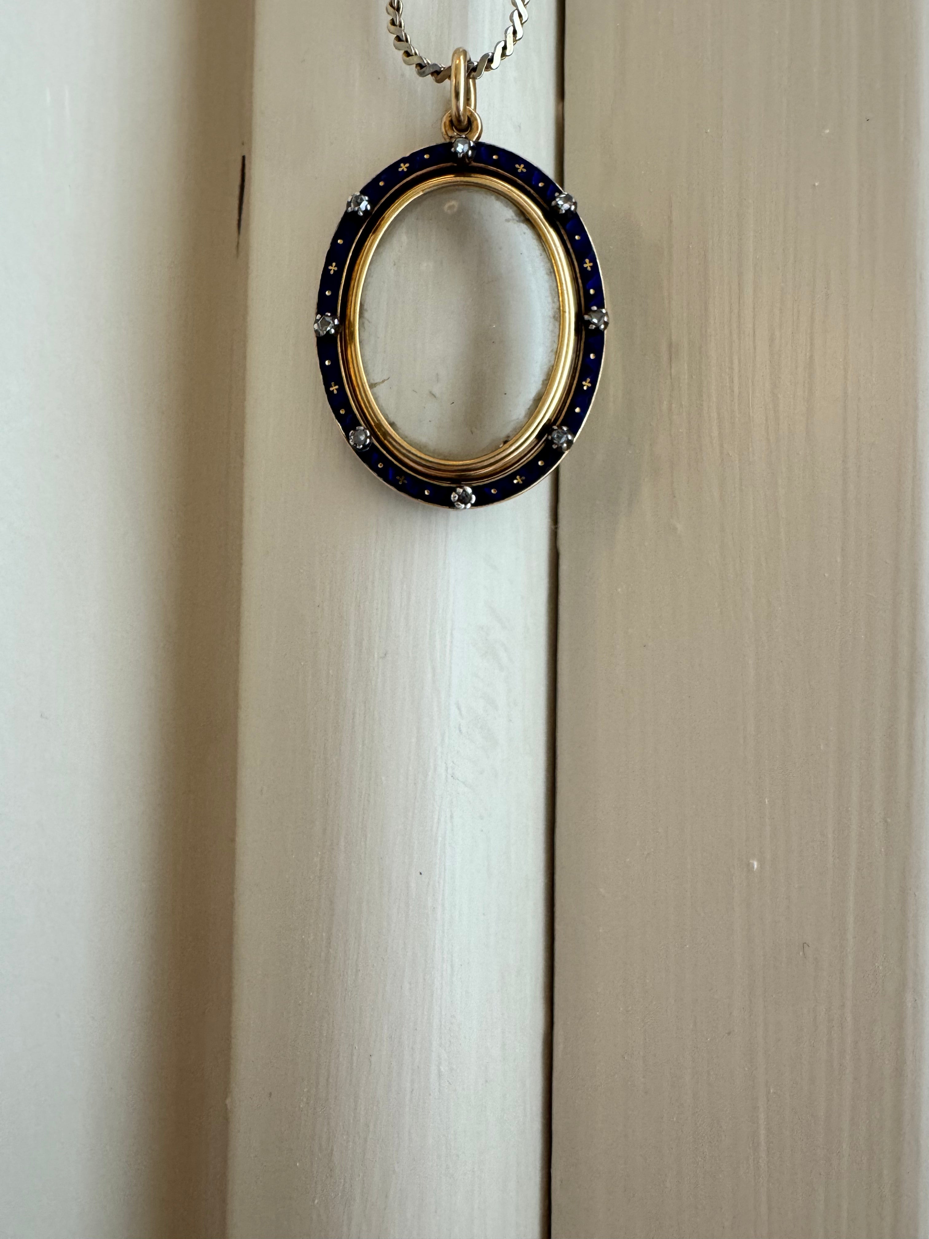 Victorian locket pendant